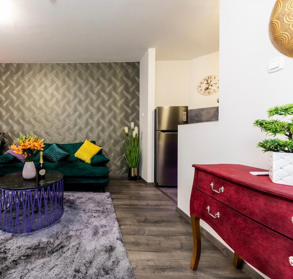 H & A Suite Gozsdu - The 1001 Nights Suite Budapest Eksteriør billede